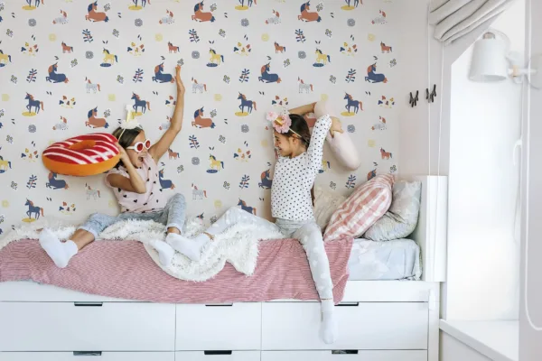 45821 - KIDS' WALLS