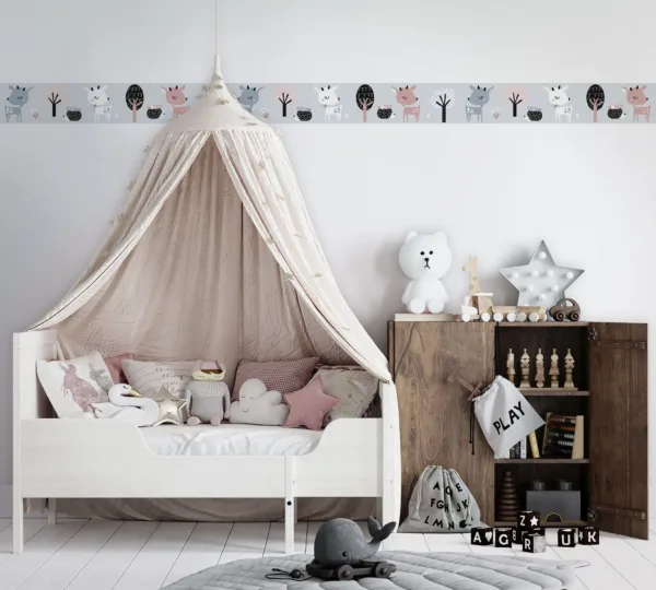45832 - KIDS' WALLS
